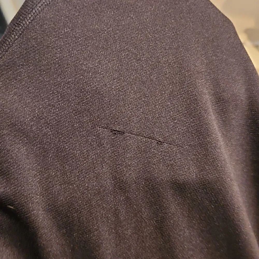 Nike Livestrong Dri Fit Shirt XXL - Picture 7 of 7